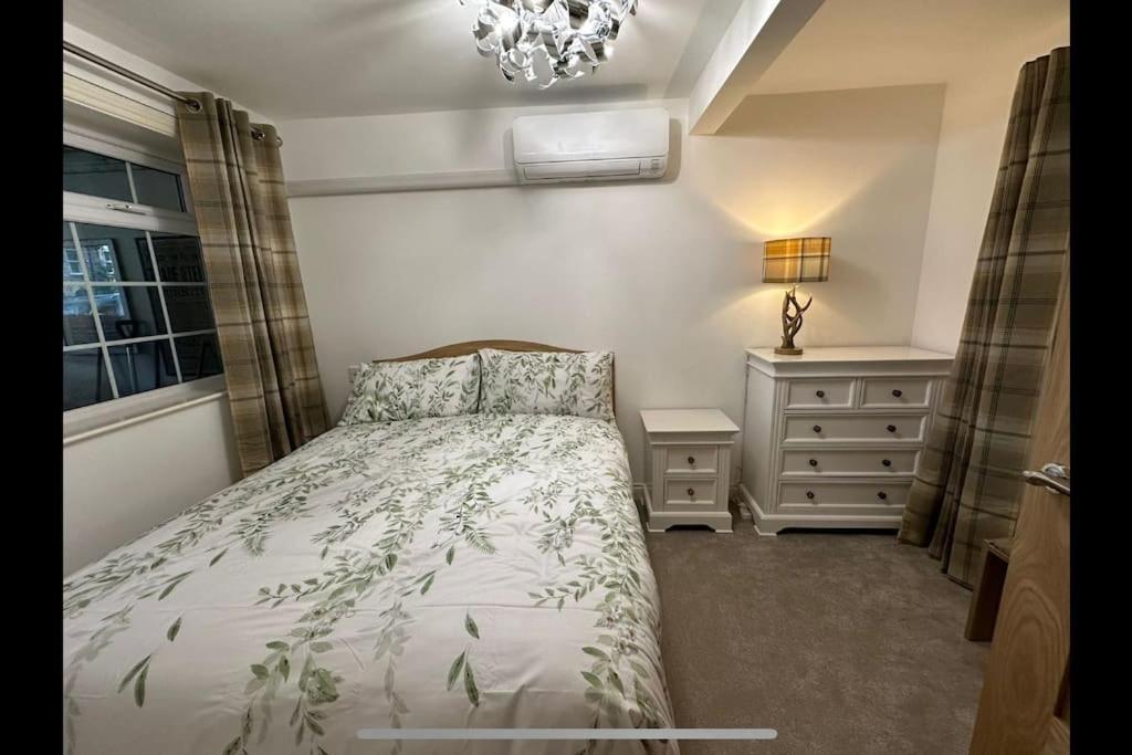 Thee Olde Cow Shed Cottingham, Central Location, 500 Meters From Cottingham Train Station, Close To Hull & Beverly, Free Parking & Wi-Fi , Entire Detached Property Ngoại thất bức ảnh